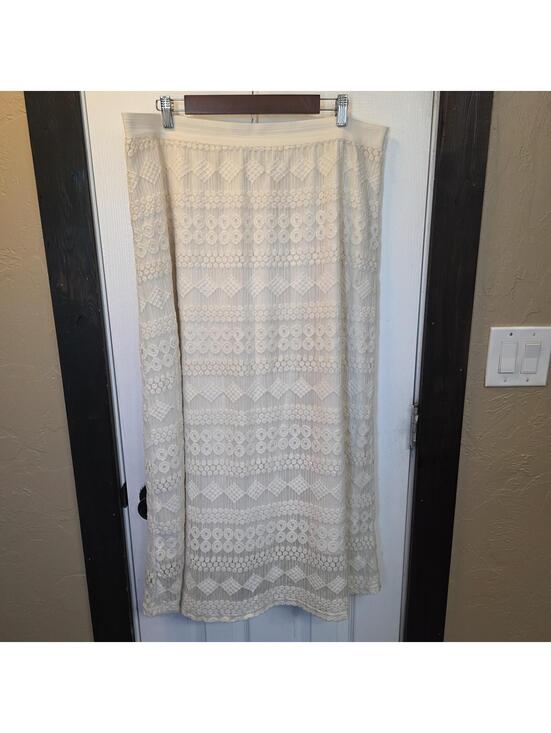 Dresses & Skirts - Doll Mind Women's Ivory Lace Midi Skirt Plus Size 18/20W Fully Lined
